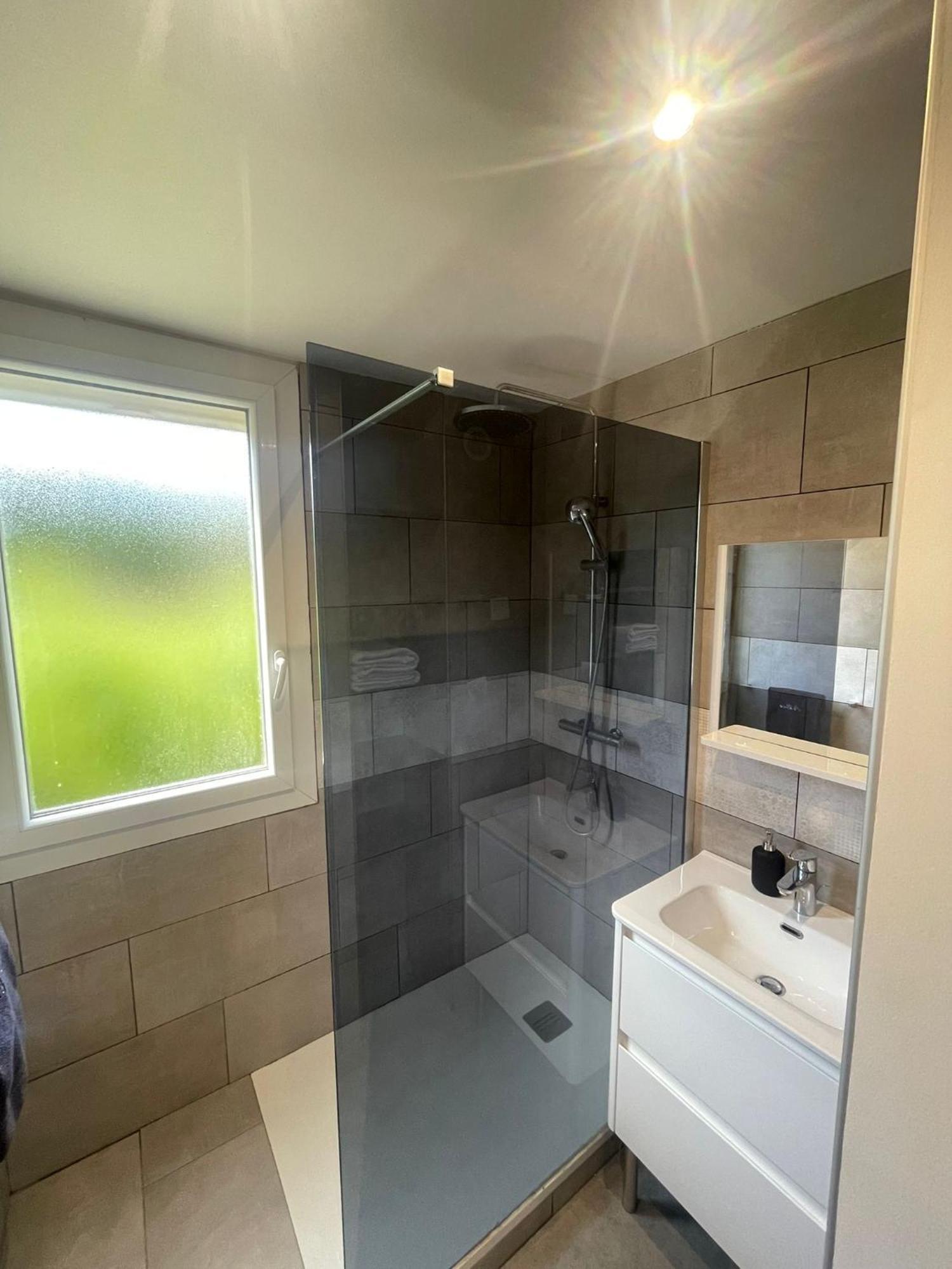 Chambre Avec Salle D'Eau Privee Dans Appartement Partage 200 M Du Tram Montpellier Exteriér fotografie