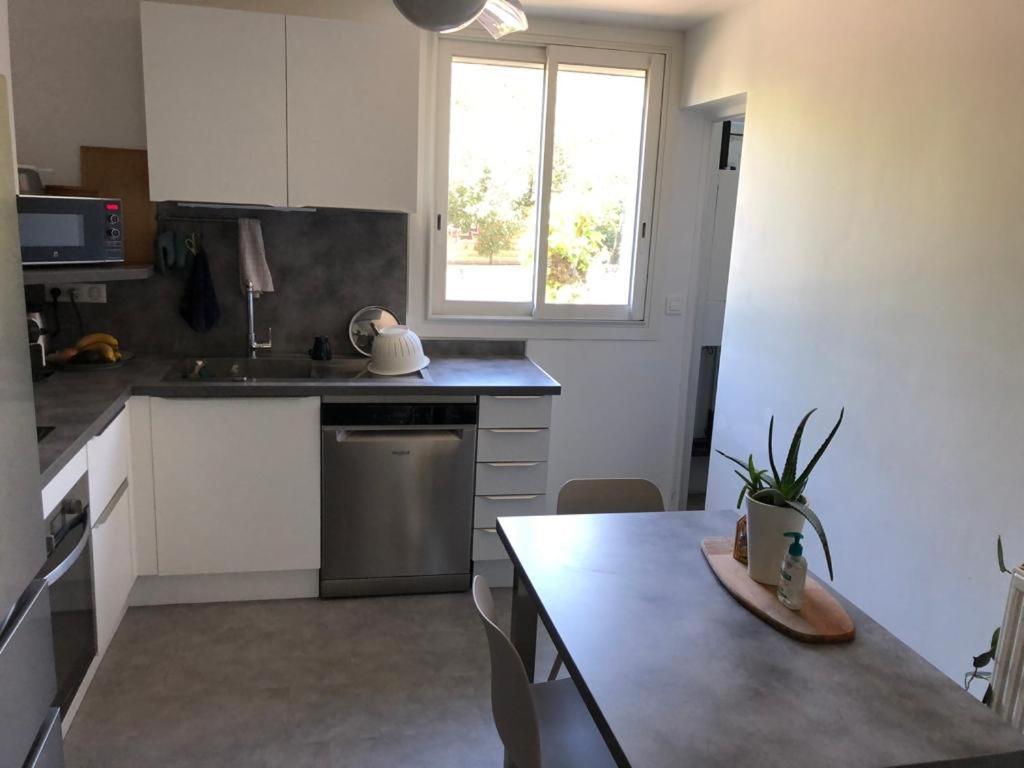 Chambre Avec Salle D'Eau Privee Dans Appartement Partage 200 M Du Tram Montpellier Exteriér fotografie
